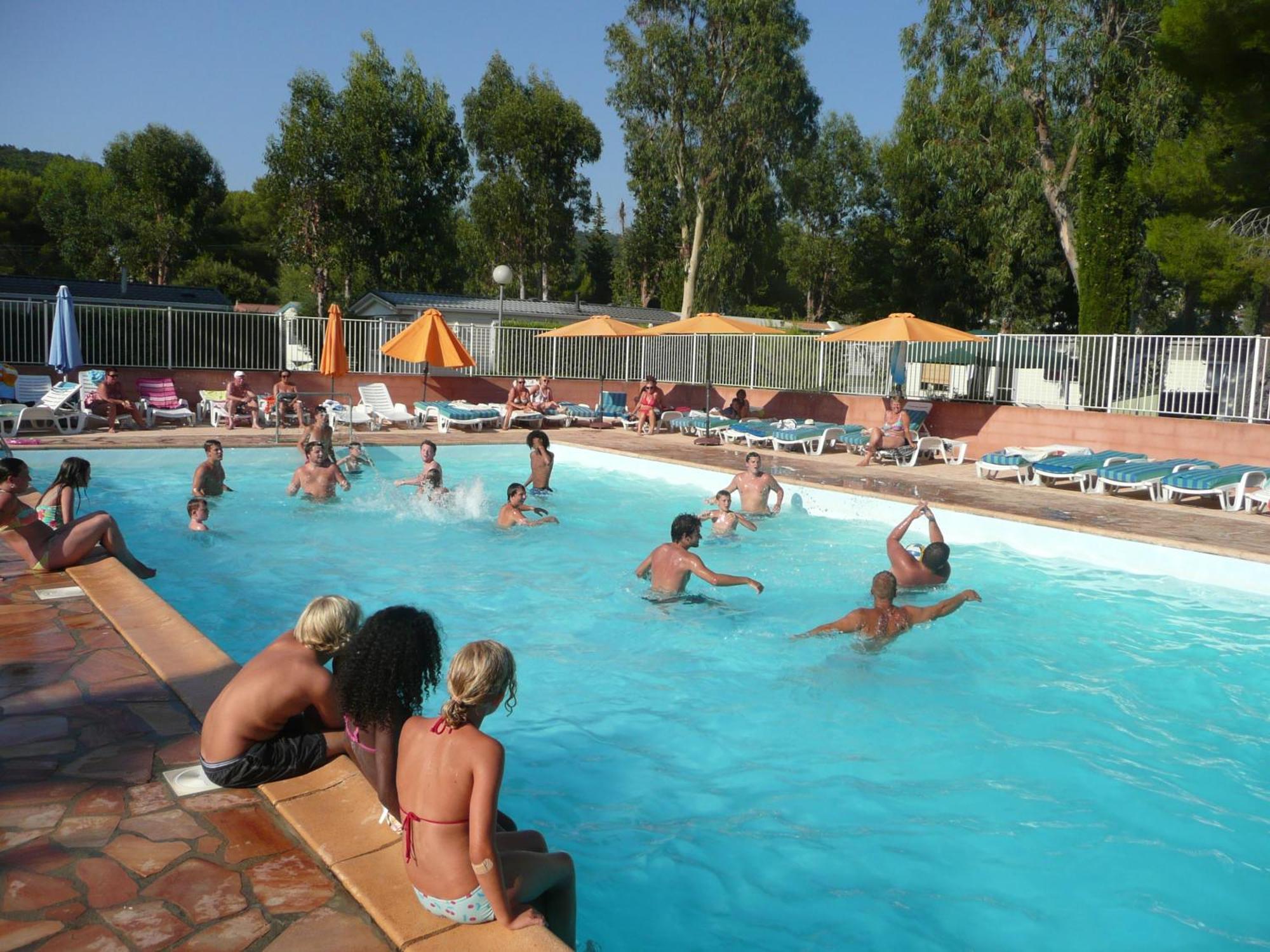 Camping Parc Valrose La Londe-les-Maures Exterior foto