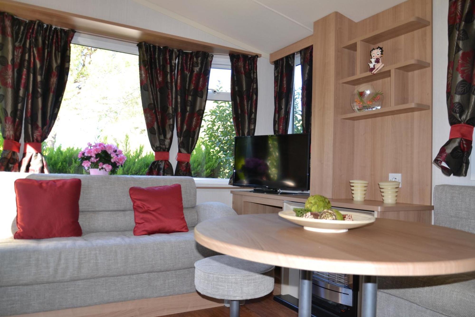 Camping Parc Valrose La Londe-les-Maures Quarto foto