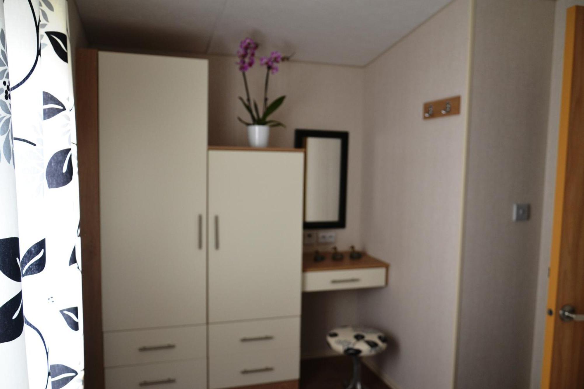 Camping Parc Valrose La Londe-les-Maures Quarto foto